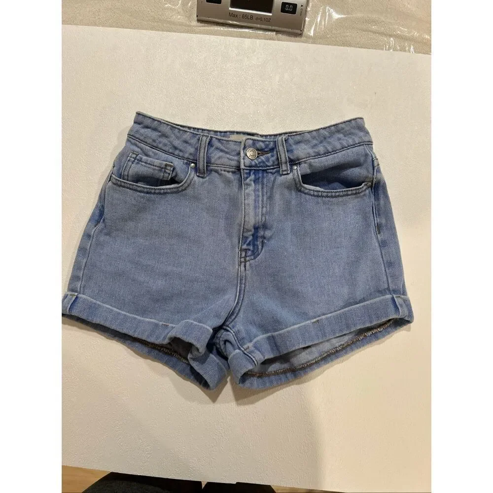 PacSun Mom Shorts Women’s Size 25 High Rise Light Wash Denim
